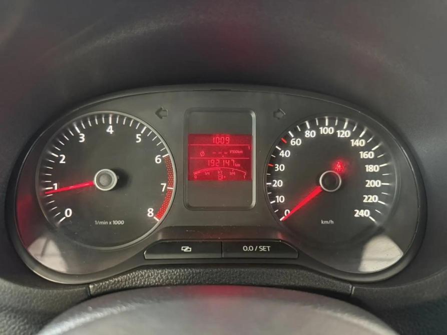 Volkswagen Polo V Подольск  - изображение 19
