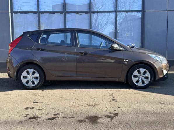 Hyundai Solaris I Рестайлинг с пробегом 2015 года, цена 899 000 рублей, 147927 км, хэтчбек, Автокод Объявления
