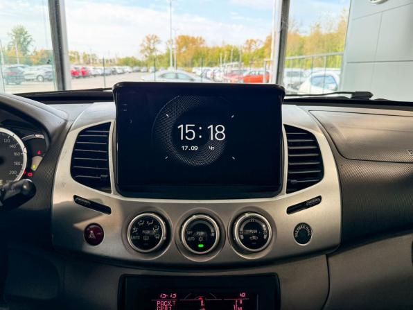 Mitsubishi L200 IV с пробегом 2013 года, цена 1 297 000 рублей, 306727 км, пикап, Автокод Объявления