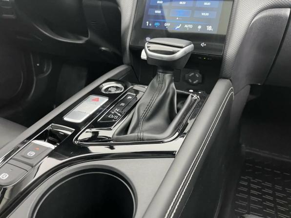 JAC J7 I с пробегом 2023 года, цена 1 207 000 рублей, 51835 км, хэтчбек, Автокод Объявления