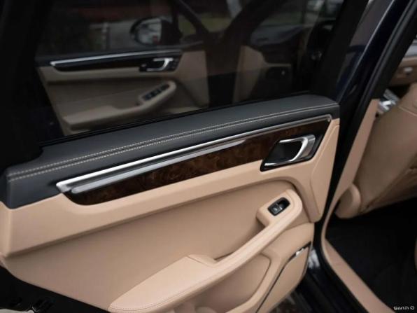 Porsche Macan I Рестайлинг с пробегом 2021 года, цена 9 000 000 рублей, 73085 км, внедорожник, Автокод Объявления