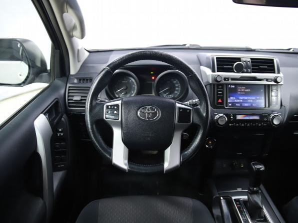 Toyota Land Cruiser Prado 150 Series Рестайлинг 1 с пробегом 2016 года, цена 3 650 000 рублей, 183180 км, внедорожник, Автокод Объявления