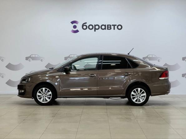 Volkswagen Polo V Рестайлинг с пробегом 2016 года, цена 1 090 000 рублей, 88892 км, седан, Автокод Объявления