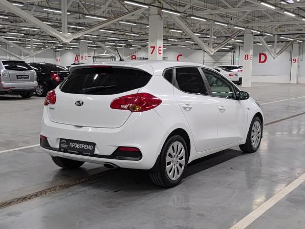 Kia Ceed II с пробегом 2015 года, цена 1 228 000 рублей, 151062 км, хэтчбек, Автокод Объявления