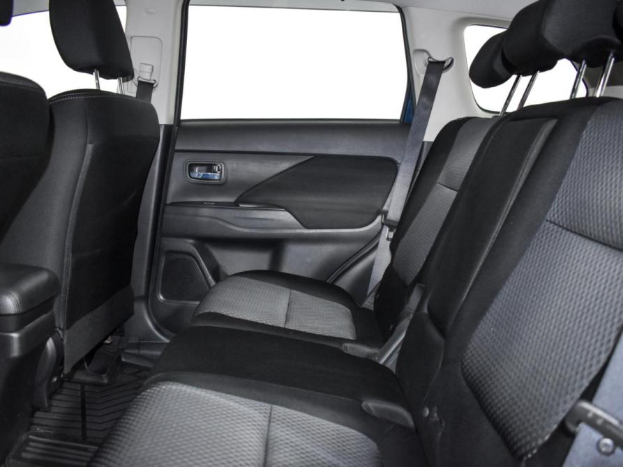 Mitsubishi Outlander III Рестайлинг 2 Санкт-Петербург  - изображение 13
