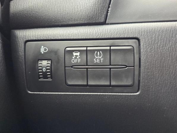 Mazda 3 III (BM) с пробегом 2014 года, цена 1 050 000 рублей, 146100 км, седан, Автокод Объявления