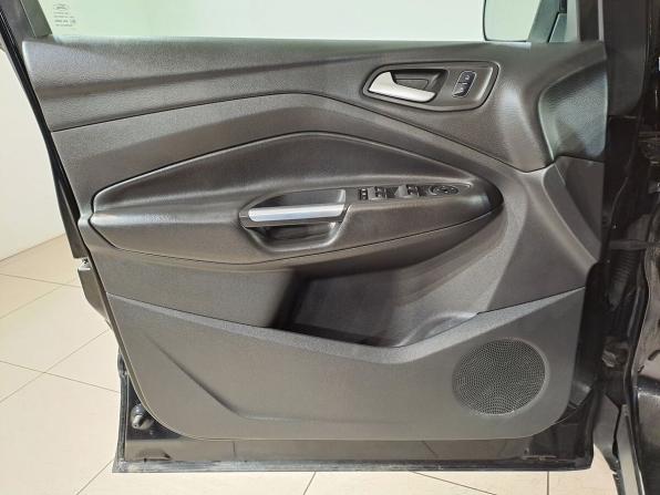 Ford Kuga II Рестайлинг с пробегом 2017 года, цена 1 390 000 рублей, 208825 км, внедорожник, Автокод Объявления