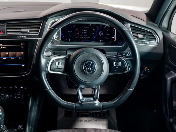Volkswagen Tiguan II с пробегом 2019 года, цена 2 480 000 рублей, 97250 км, внедорожник, Автокод Объявления