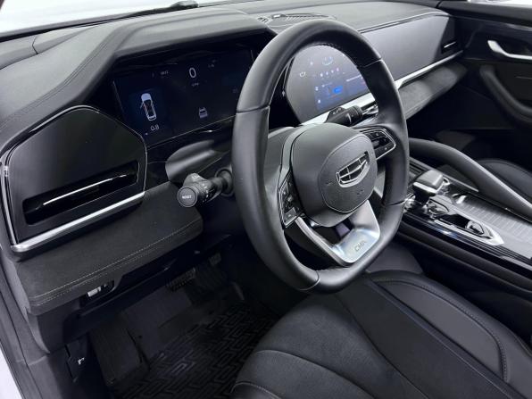 Geely Monjaro I с пробегом 2024 года, цена 3 440 000 рублей, 52260 км, внедорожник, Автокод Объявления