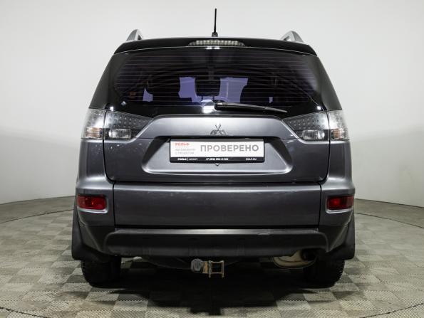 Mitsubishi Outlander II Рестайлинг с пробегом 2010 года, цена 749 777 рублей, 365573 км, внедорожник, Автокод Объявления