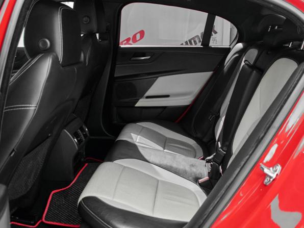Jaguar XE I с пробегом 2017 года, цена 1 950 000 рублей, 128761 км, седан, Автокод Объявления