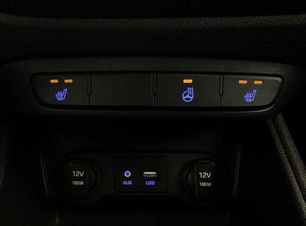 Hyundai Solaris II с пробегом 2019 года, цена 1 415 000 рублей, 72042 км, седан, Автокод Объявления