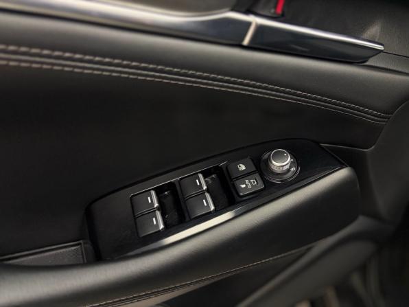 Mazda 6 III (GJ) Рестайлинг 2 с пробегом 2019 года, цена 2 349 900 рублей, 146091 км, седан, Автокод Объявления