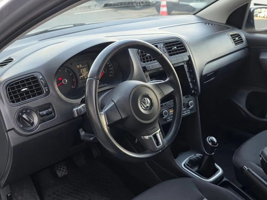 Volkswagen Polo V Санкт-Петербург  - изображение 13