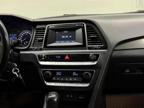 Hyundai Sonata VII (LF) Рестайлинг с пробегом 2018 года, цена 1 570 000 рублей, 169117 км, седан, Автокод Объявления