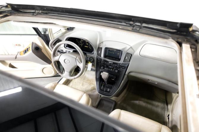 Lexus RX I с пробегом 2000 года, цена 649 000 рублей, 330646 км, внедорожник, Автокод Объявления