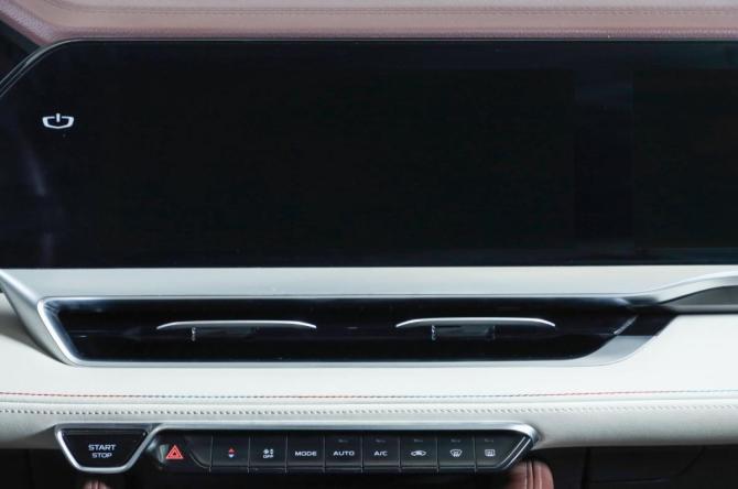 Geely Monjaro I с пробегом 2024 года, цена 3 369 000 рублей, 61000 км, внедорожник, Автокод Объявления