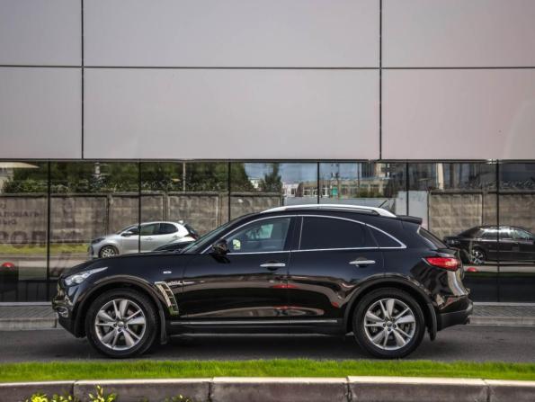 Infiniti QX70 с пробегом 2016 года, цена 2 299 000 рублей, 129523 км, внедорожник, Автокод Объявления