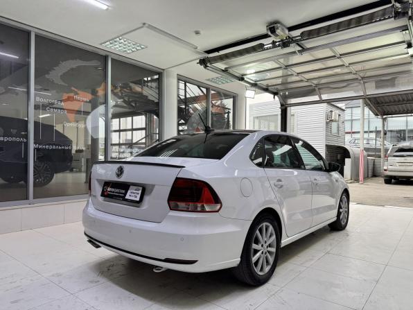 Volkswagen Polo V Рестайлинг с пробегом 2017 года, цена 1 280 000 рублей, 150000 км, седан, Автокод Объявления