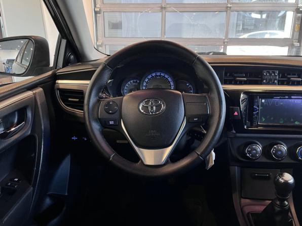 Toyota Corolla XI (E160 E170 E180) с пробегом 2013 года, цена 846 300 рублей, 237480 км, седан, Автокод Объявления