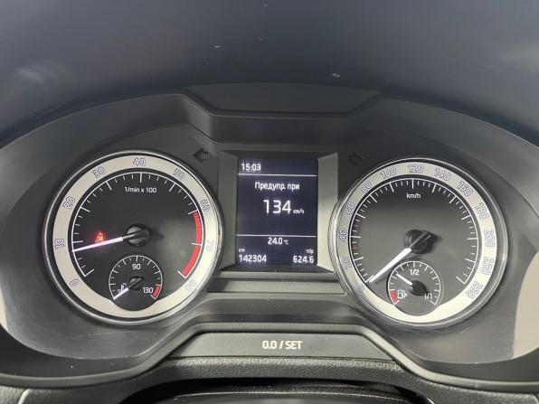 Skoda Octavia III (A7) Рестайлинг с пробегом 2017 года, цена 1 480 000 рублей, 142302 км, лифтбек, Автокод Объявления