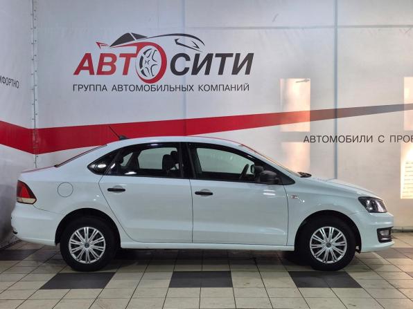 Volkswagen Polo V Рестайлинг с пробегом 2019 года, цена 1 252 000 рублей, 90000 км, седан, Автокод Объявления
