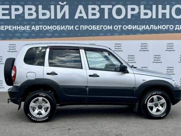 Chevrolet Niva I Рестайлинг с пробегом 2019 года, цена 599 000 рублей, 83451 км, внедорожник, Автокод Объявления