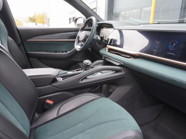Geely Monjaro I с пробегом 2024 года, цена 3 150 000 рублей, 45900 км, внедорожник, Автокод Объявления