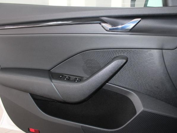 Skoda Octavia IV (A8) с пробегом 2021 года, цена 2 279 900 рублей, 115480 км, лифтбек, Автокод Объявления