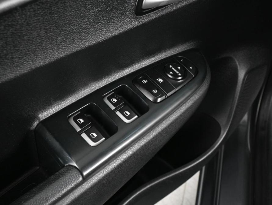 Kia Rio IV Ростов-на-Дону  - изображение 16