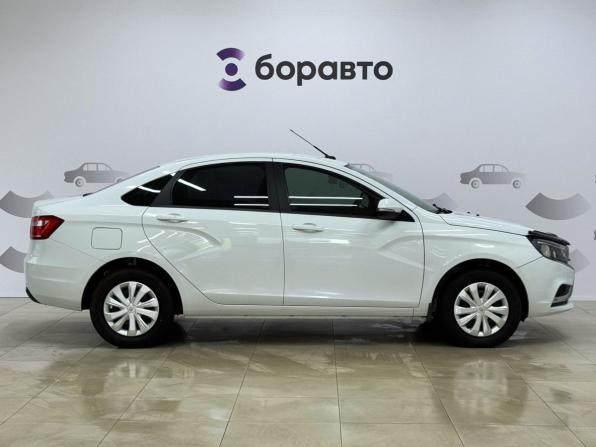 Lada (ВАЗ) Vesta I с пробегом 2021 года, цена 945 000 рублей, 108194 км, седан, Автокод Объявления