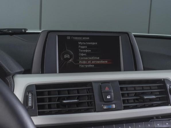 BMW 3 серии VI (F3x) Рестайлинг с пробегом 2015 года, цена 1 980 000 рублей, 119641 км, седан, Автокод Объявления