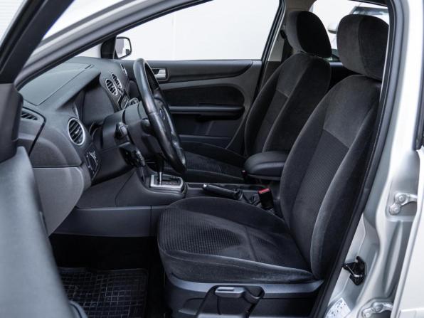 Ford Focus II с пробегом 2007 года, цена 910 000 рублей, 135718 км, хэтчбек, Автокод Объявления