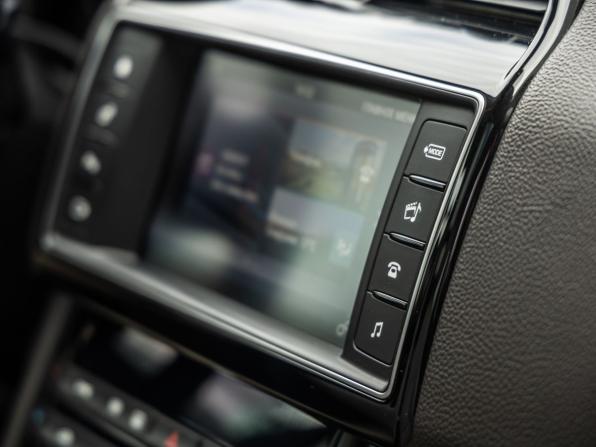 Jaguar F-Pace I с пробегом 2017 года, цена 2 348 000 рублей, 142122 км, внедорожник, Автокод Объявления