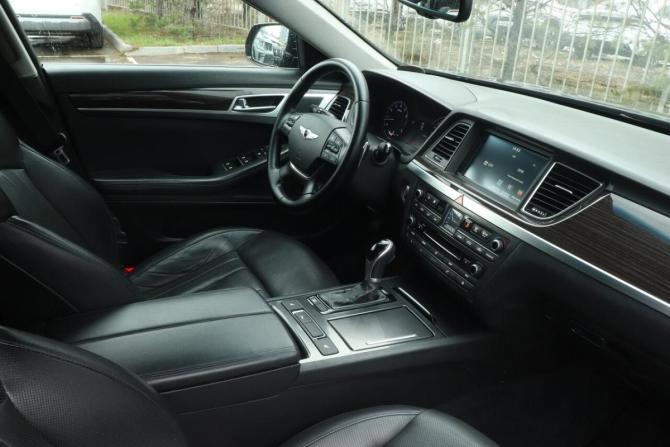 Hyundai Genesis II с пробегом 2016 года, цена 1 664 000 рублей, 114610 км, седан, Автокод Объявления