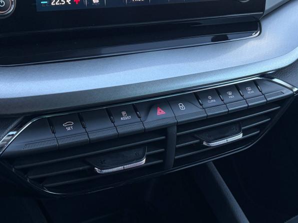 Skoda Octavia IV (A8) с пробегом 2020 года, цена 2 299 000 рублей, 98783 км, лифтбек, Автокод Объявления