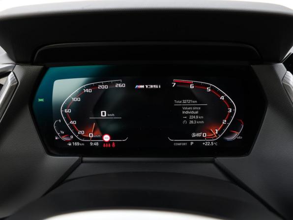 BMW 1 серии III (F40) с пробегом 2021 года, цена 4 399 000 рублей, 32626 км, хэтчбек, Автокод Объявления