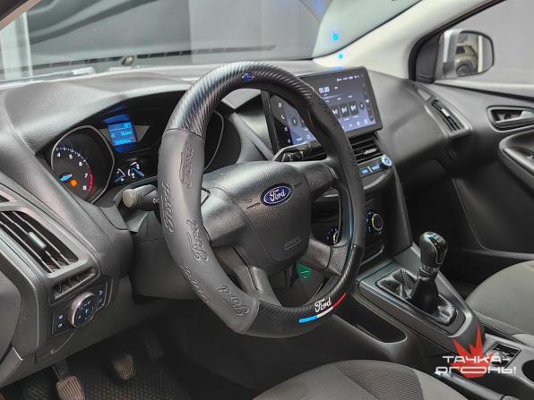 Ford Focus III с пробегом 2011 года, цена 650 000 рублей, 215000 км, хэтчбек, Автокод Объявления