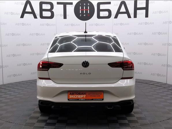 Volkswagen Polo VI с пробегом 2021 года, цена 1 380 000 рублей, 82534 км, лифтбек, Автокод Объявления