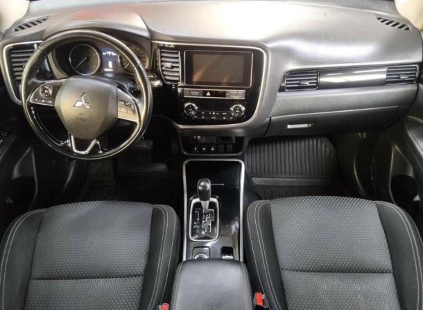 Mitsubishi Outlander III Рестайлинг 3 с пробегом 2019 года, цена 2 321 269 рублей, 139537 км, внедорожник, Автокод Объявления