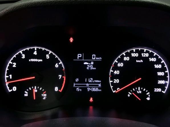 Hyundai Solaris II с пробегом 2018 года, цена 1 360 000 рублей, 94367 км, седан, Автокод Объявления