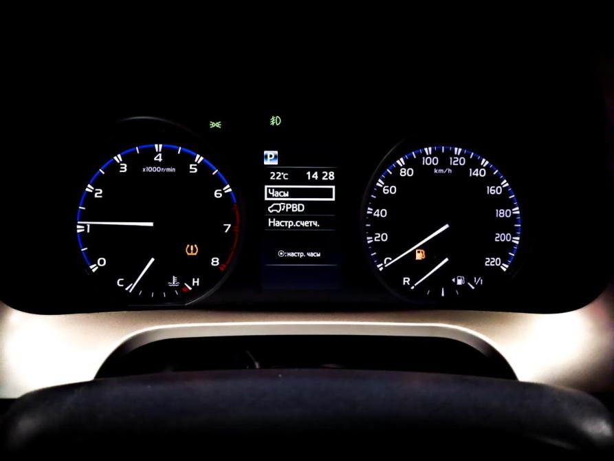 Toyota RAV4 IV (XA40) Рестайлинг Москва  - изображение 13