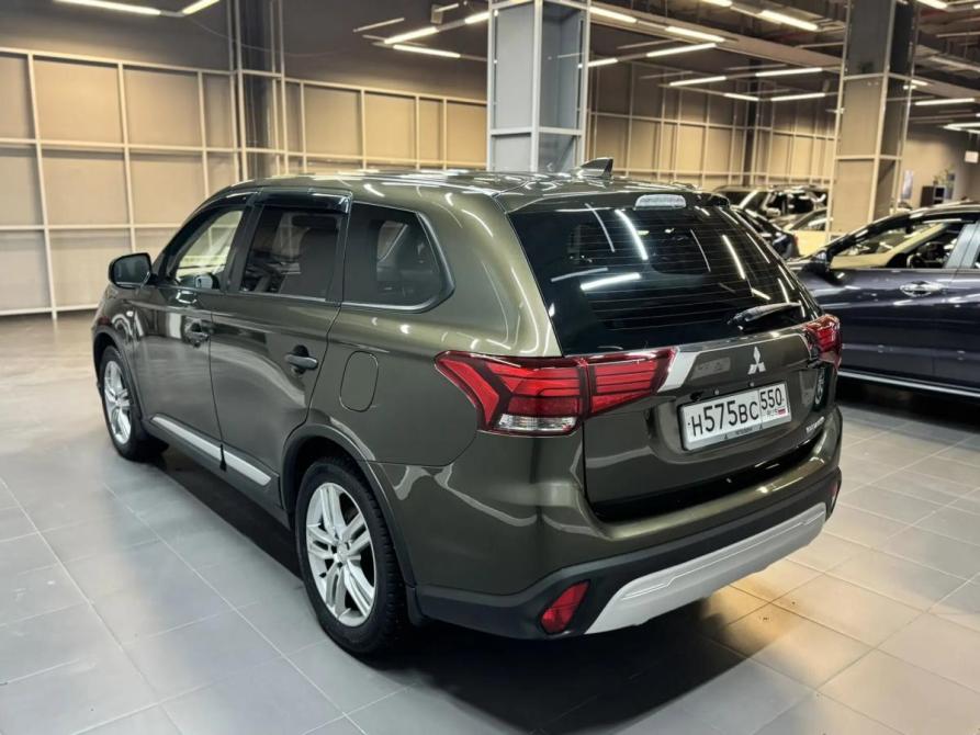 Mitsubishi Outlander III Рестайлинг 3 Красноярск  - изображение 6