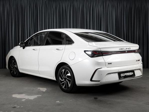 BAIC U5 Plus с пробегом 2023 года, цена 1 277 000 рублей, 41216 км, седан, Автокод Объявления