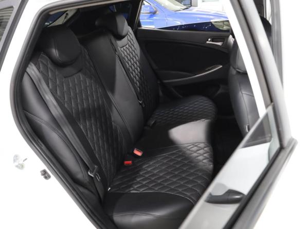 Hyundai Solaris I Рестайлинг с пробегом 2015 года, цена 1 169 000 рублей, 137922 км, хэтчбек, Автокод Объявления