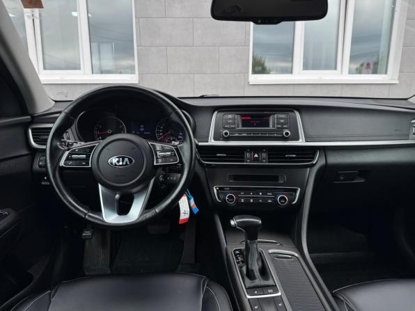 Kia Optima IV Рестайлинг с пробегом 2019 года, цена 2 020 000 рублей, 135000 км, седан, Автокод Объявления