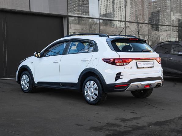 Kia Rio IV Рестайлинг с пробегом 2021 года, цена 1 480 000 рублей, 65788 км, хэтчбек, Автокод Объявления
