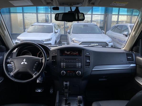 Mitsubishi Pajero IV Рестайлинг 1 с пробегом 2013 года, цена 1 899 000 рублей, 261000 км, внедорожник, Автокод Объявления