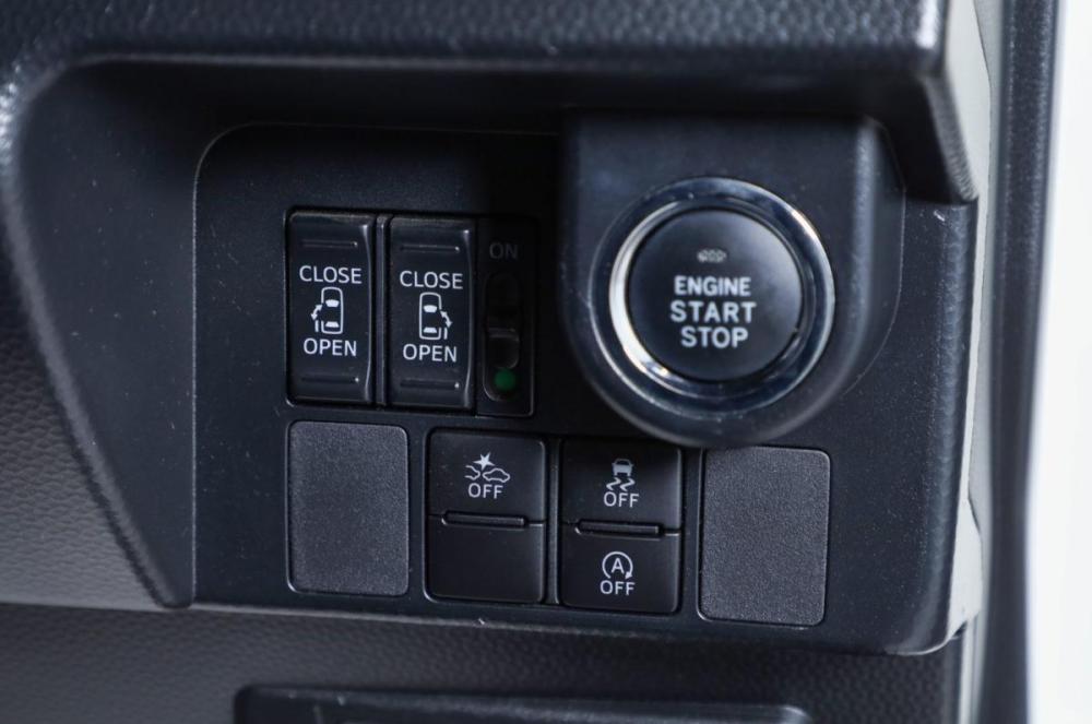 Toyota Roomy I Новосибирск  - изображение 17