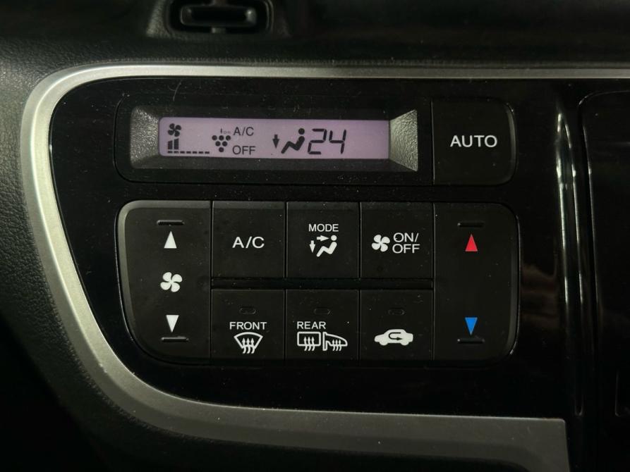 Honda N-BOX I Рестайлинг Ростов-на-Дону  - изображение 13